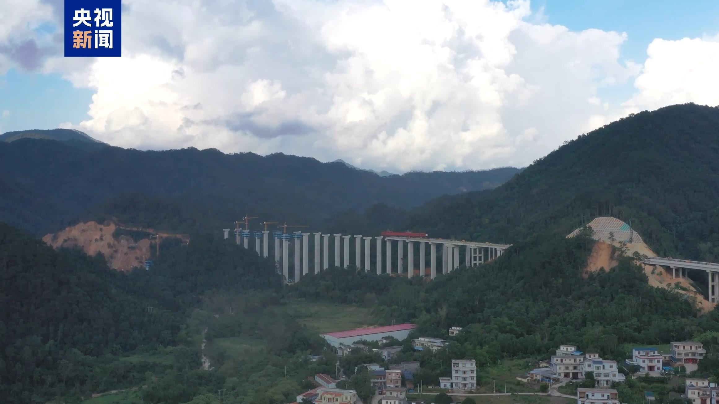 5.4 公里！上峒高速埔龙山隧道顺利贯通，2025 年底通车在望  第2张