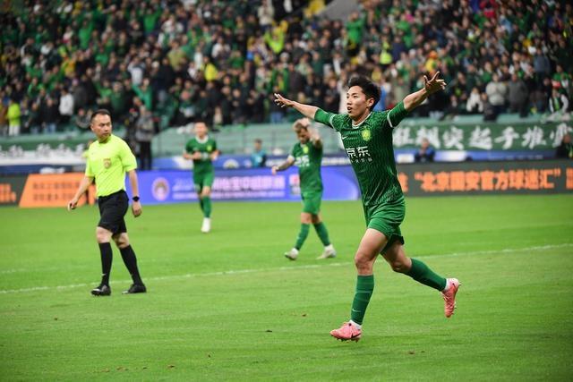 6 比 0！北京国安队主场狂胜青岛海牛队，法比奥、曹永竞表现抢眼  第7张
