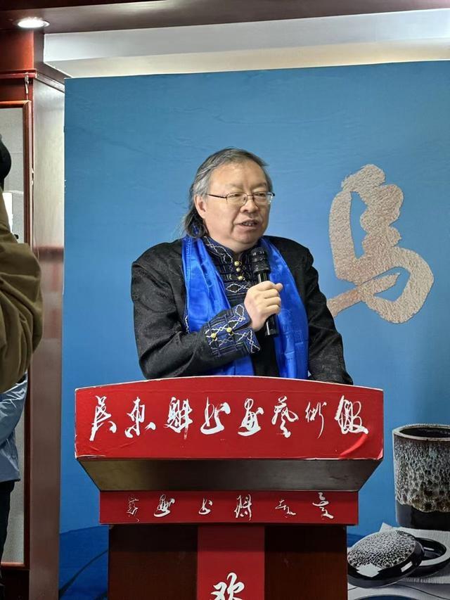 2024 年 10 月 19 日，著名书法家乌峰先生书法教育四十年作品展盛大开幕  第2张