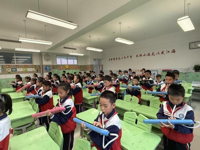口风琴大赛震撼来袭！滨州清怡小学北校区学子用音乐征服全场  第8张