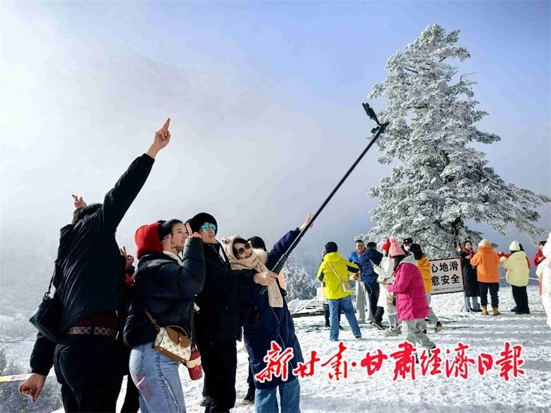 人间仙境官鹅沟：5A 级景区，负氧离子达 1.8 万个/立方厘米，不来后悔  第4张