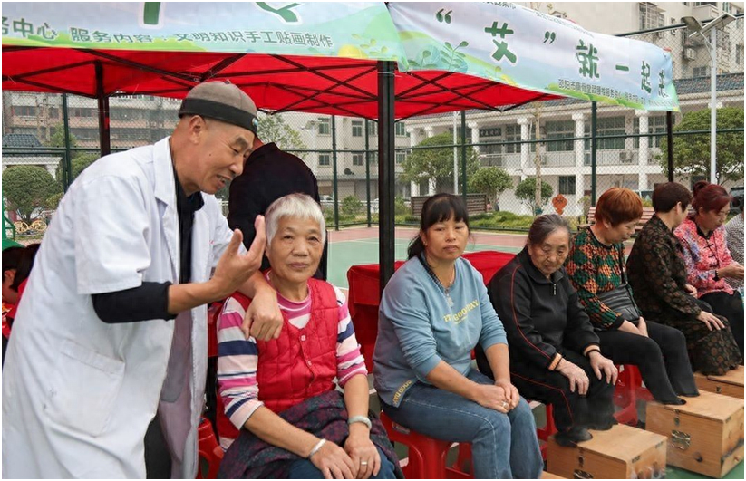 70 岁奶奶为何满脸幸福？湖南邵阳这个集市真的不一样