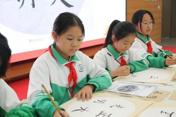 浙江省浦江县各小学课后服务时间居然在做这件事  第3张