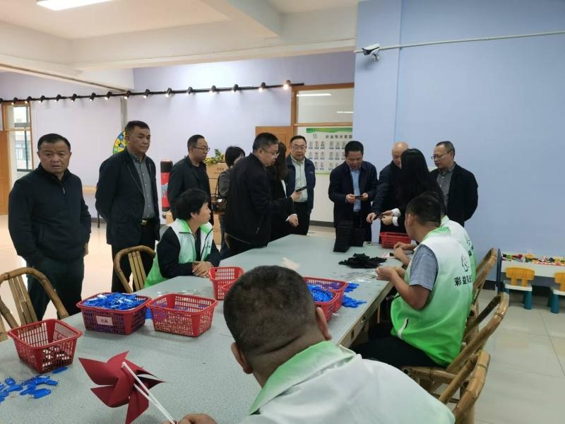 丽水市残联系统调研考察团深入宁海县彩益阳光家园，探索残疾人就业新模式  第2张