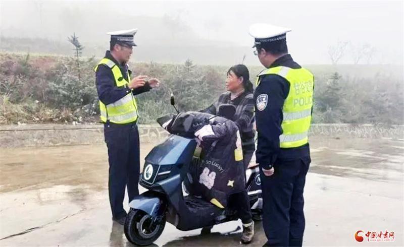 甘谷县古坡派出所：警随景动，打造舒心游，让游客更放心  第2张