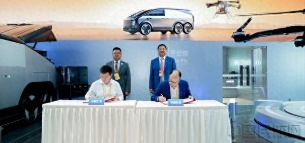 国内领先的民航模拟设备供应商与飞行汽车企业强强联手，打造未来低空经济产业新蓝图