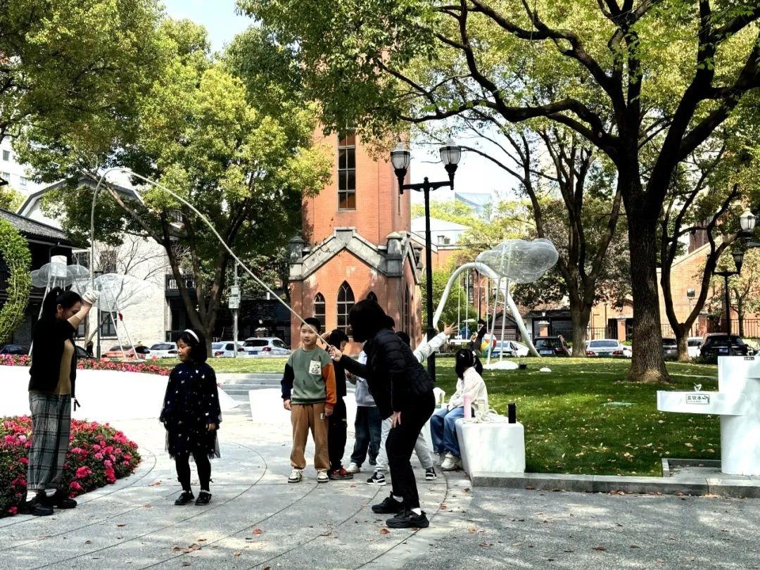 巧用加减乘除法，中山路钟楼小游园颜值焕新，你还不来看看？  第5张