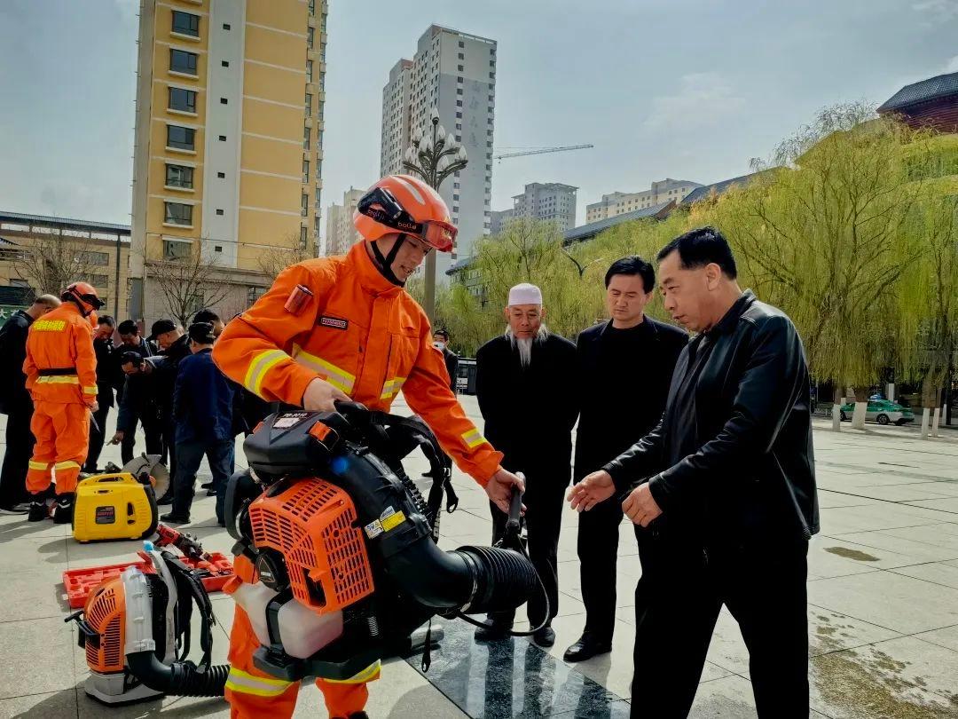 青海消防深入社区街道广场，这些防火知识你知道吗？  第5张
