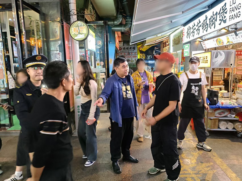 惊！柳州男子私自改装货车收运泔水，背后原因令人  第3张