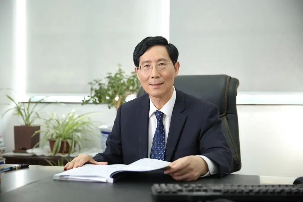 揭秘陈凯先院士的科技人生：从物理梦想到放射化学，三次转折如何成就传奇？  第3张