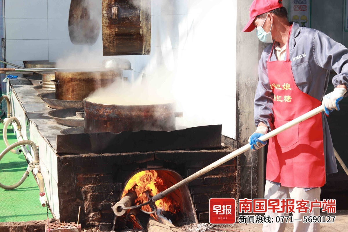 揭秘南宁府城古法红糖制作：甘蔗季的甜蜜盛宴，你敢来挑战吗？  第4张
