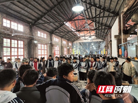 揭秘湖南最大工业研学基地：3000学生亲身体验，砂锅制造现场震撼曝光  第1张