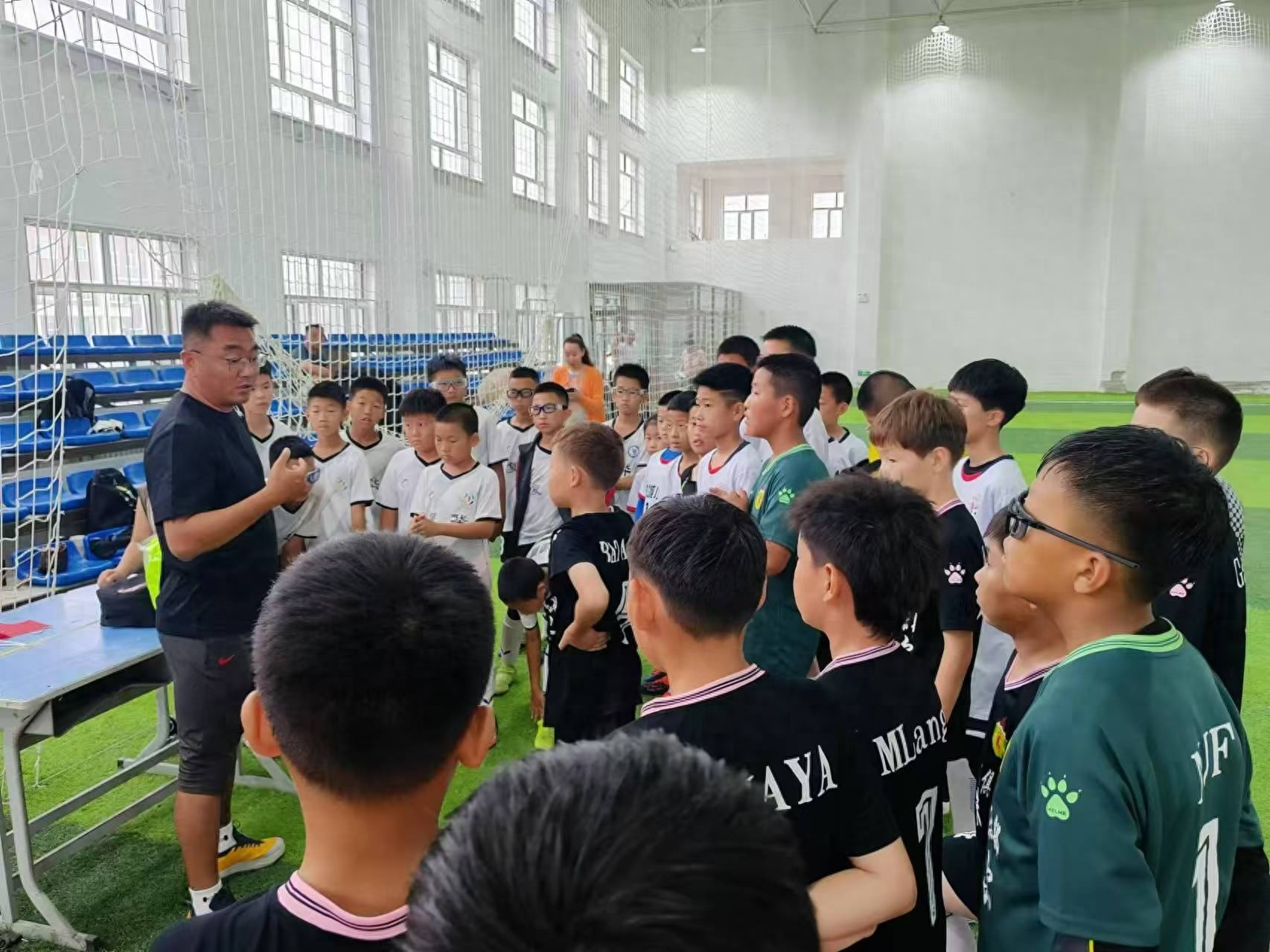 98号青训：大庆少年足球梦的起点，陈梵如何点燃家乡足球希望？