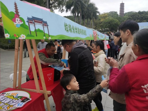 深圳光明区亲子共创垃圾分类新风尚，蒲公英计划引领社区环保新潮流  第5张