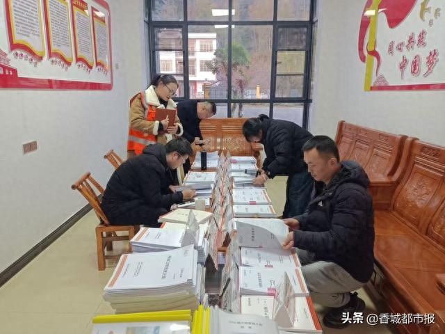 揭秘2024年国省道养护新思路：实地考察揭示高效公路管理秘诀  第1张