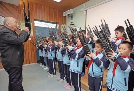 西安鼓乐进校园：昆仑小学如何用16个特色社团惊艳全国？  第3张
