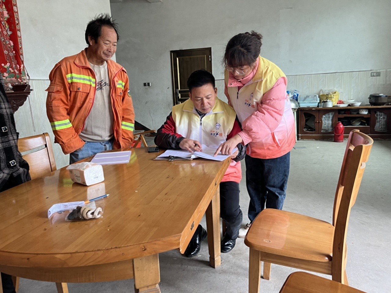 从驻村干部到社会工作领头雁：罗延燕的10年奋斗史，她的故事让人震撼  第1张