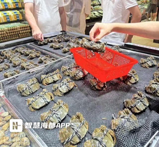 秋风起蟹脚痒，大闸蟹价格跳水，你还在等什么？  第1张
