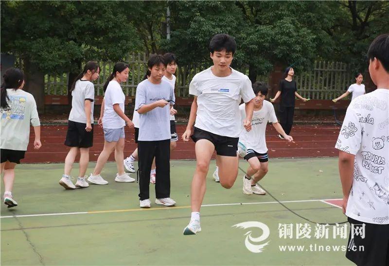 下月起铁路客运领域将有大变化！全面数字化电子发票来了，你准备好了吗？  第2张