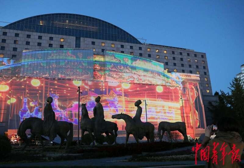 震撼！北京朝阳公园灯光秀，带你领略奇幻光影之旅  第3张