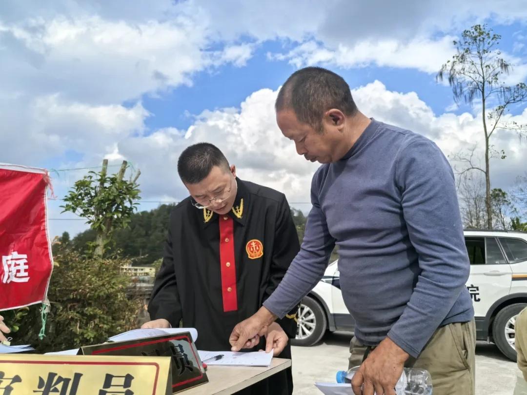 龙里县 20 个村民的土地承包费为何迟迟未到？  第2张