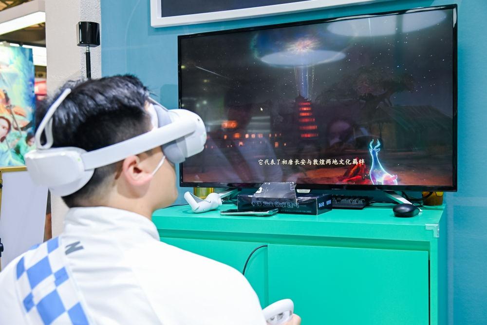 敦煌研究院首次展出最新 IP 设计和文创成果，洞见灵感，惊艳全场  第3张