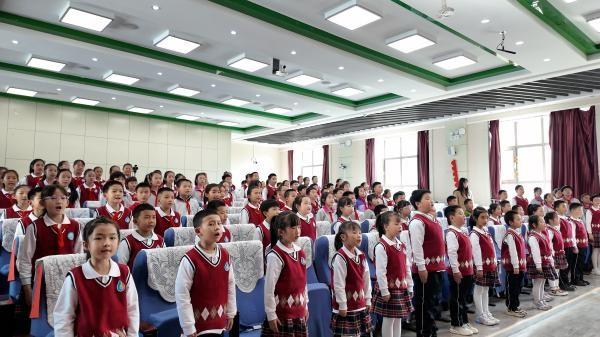 青海省西宁市古城台小学第六次少先队代表大会，你想知道都有哪些亮点吗？  第2张
