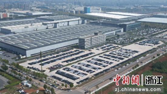 从零跑汽车的大型停车场，看中国新能源汽车产业的崛起  第1张