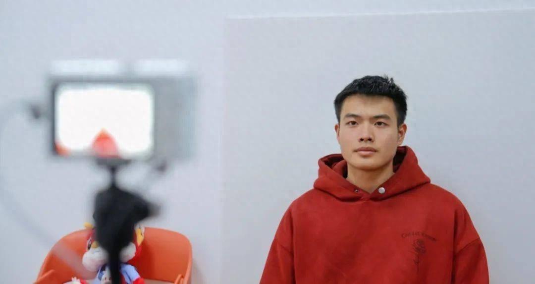 杭州这个派出所户籍业务窗口火了！为啥大家都要舍近求远？