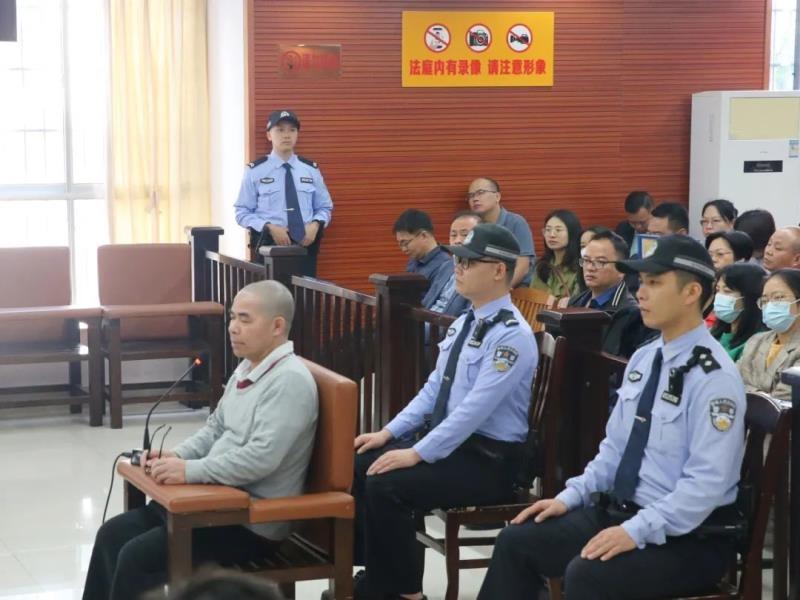 柳江区发改局原局长韦志培贪污受贿，竟如此胆大包天  第2张