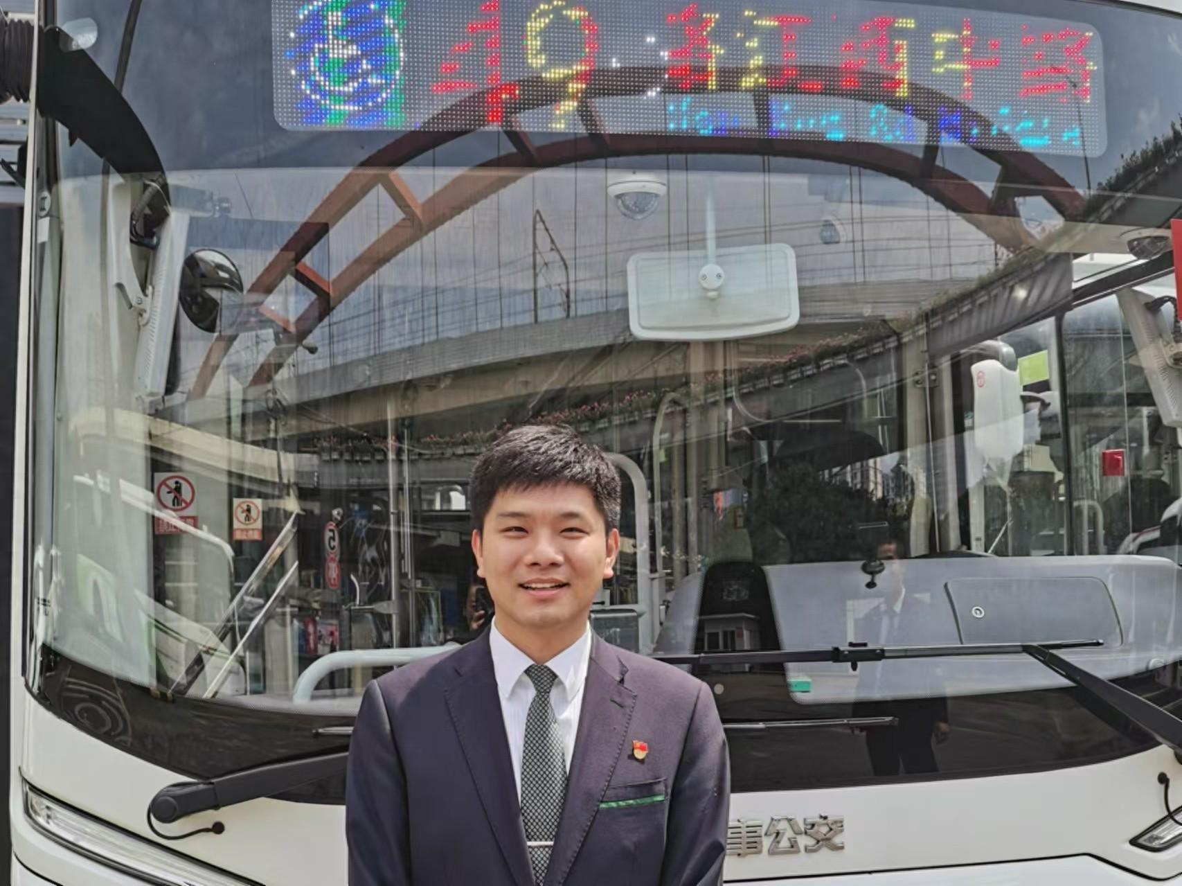 11 年坚守！他用热爱给出答案，实现儿时职业梦想