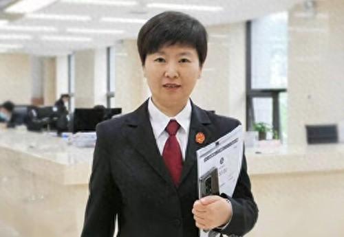 上百户业主车辆被限行，法官联动相关部门调解纠纷  第1张