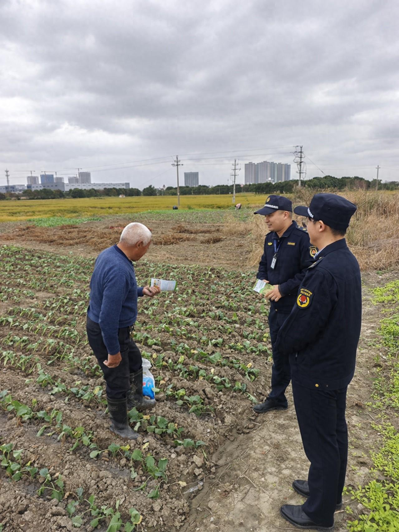 平湖市新埭镇综合行政执法中队：全力护航乌镇峰会，多维度筑牢城镇安全屏障  第1张