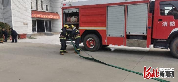 京沪分公司消防疏散逃生应急演练:紧张有序,多部门协同合作,效果超预期 第1张 京沪分公司消防疏散逃生应急演练:紧张有序,多部门协同合作,效果超预期 第1张