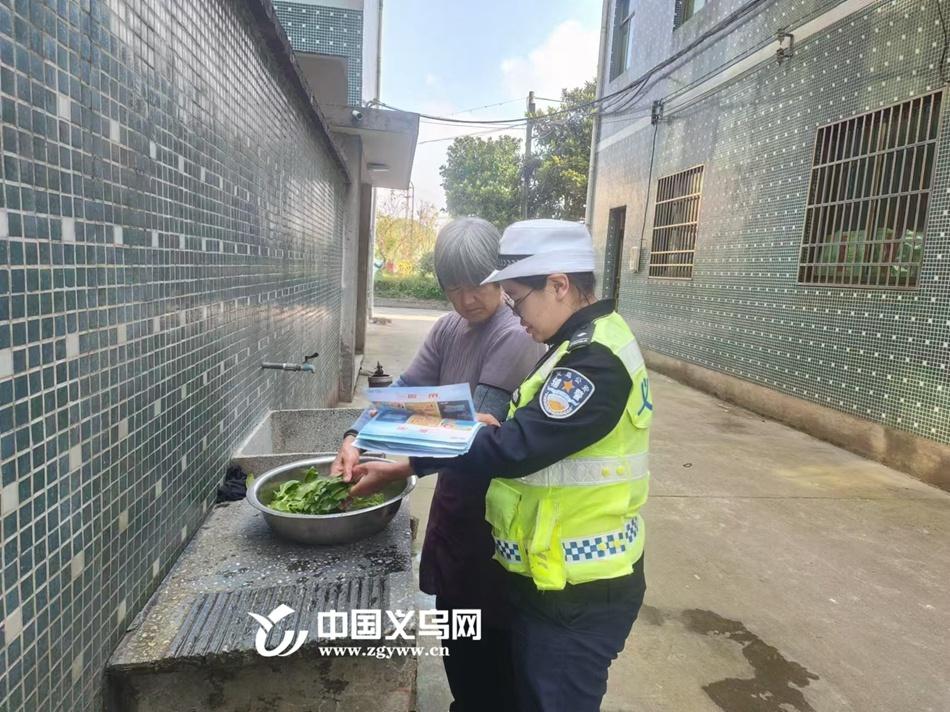 直击农村交通安全薄弱环节！义亭交警掀起秋冬季宣传攻势，为群众出行保驾护航  第4张