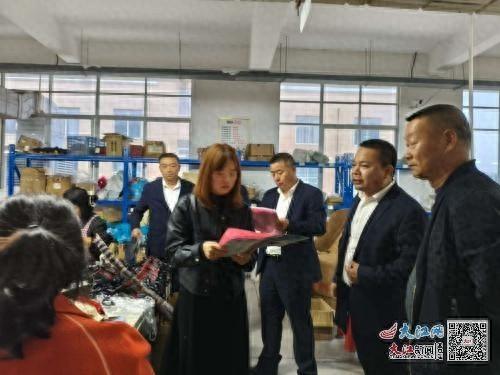 社保服务进万家，政策面对面，服务零距离！崇仁县在行动