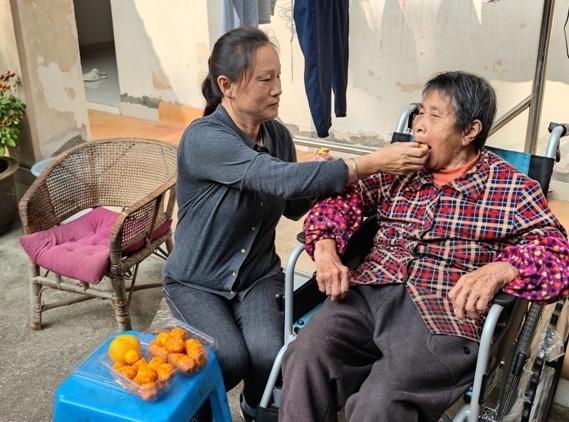 9 年守护！四川女子嫁到苏州，丈夫去世后，她做出惊人决定  第2张