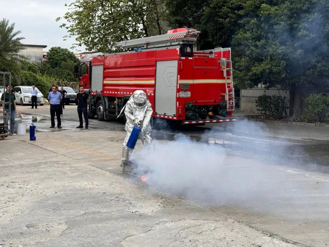 突发！南沙街道举行应急演练，模拟园区火灾，场面惊人  第3张