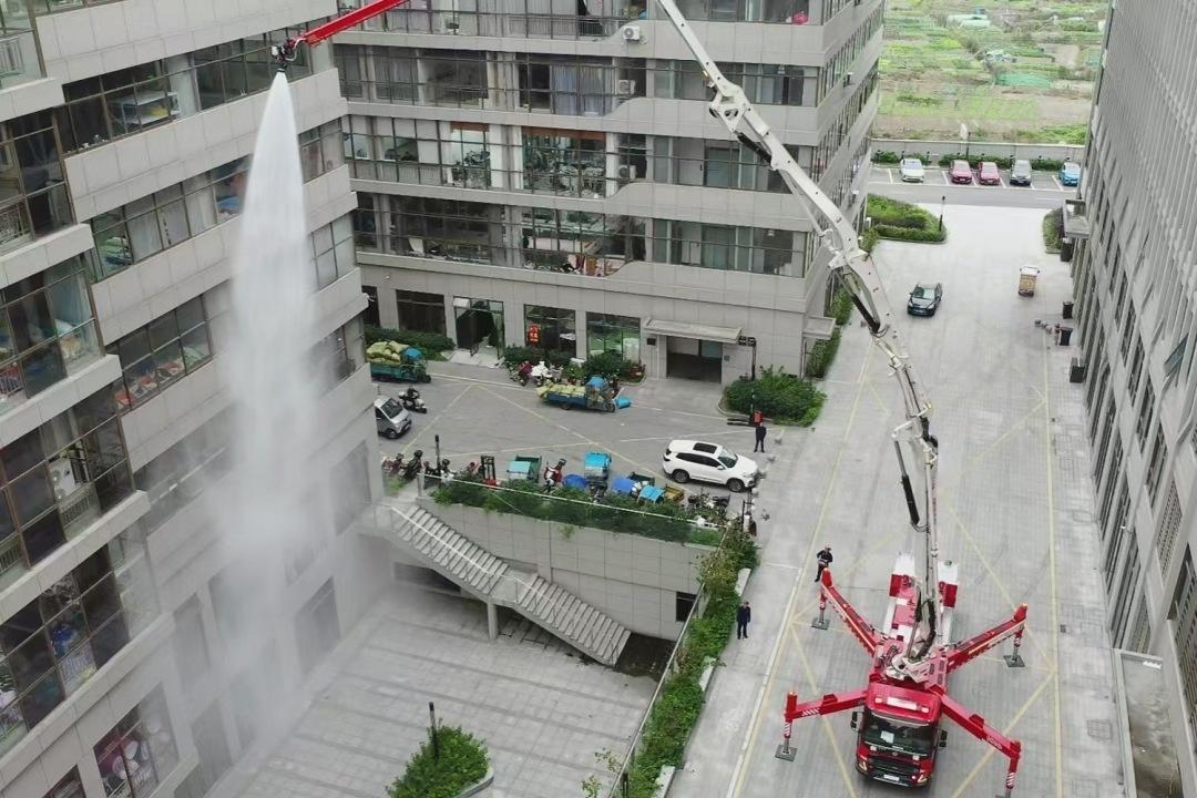 突发！湖州一园区仓库起火，原因竟是……  第3张