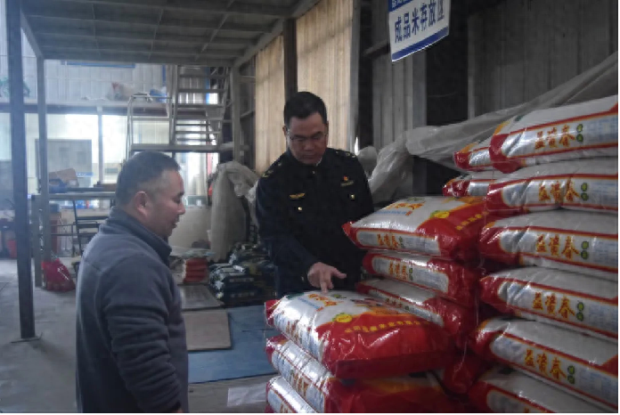 湖南一地区开展校园食品安全专项执法检查，你孩子的学校食品安全吗？  第1张