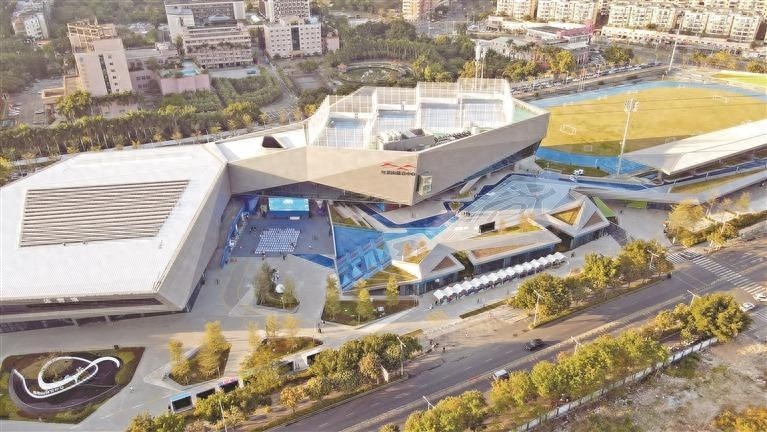 红花山体育中心全新升级,光明人的体育梦想在这里绽放 第1张 红花山体育中心全新升级,光明人的体育梦想在这里绽放 第1张