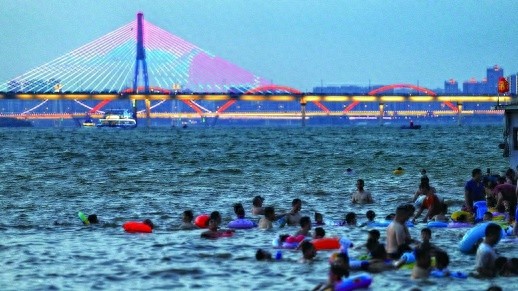 2024年长沙交通大爆发！巨龙横卧湘江，桥隧创新破纪录，发展新活力注入湖湘  第1张