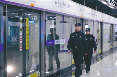 手机失而复得！温州商人沈阳地铁惊魂记，民警五抓五促护航行动显神威