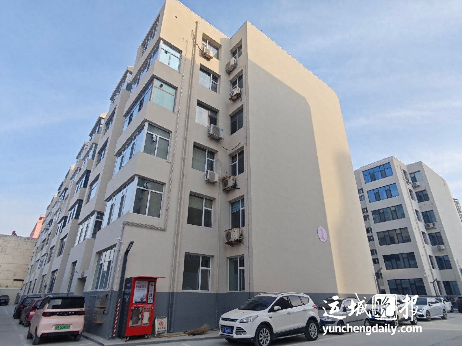 老旧小区改造奇迹：152户居民如何从破旧到幸福美满的华丽转身？