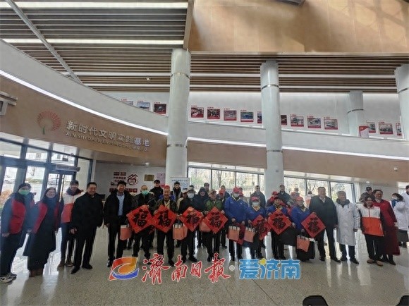冬至将至，济南公交集团暖心行动：为户外劳动者送上温暖与关怀