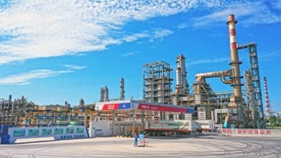 揭秘中国石化青岛炼化：全球首个工厂化海水制氢项目，每小时产氢20立方米