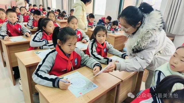 横竖撇捺间传承文化精髓，清怡小学书法比赛总决赛惊艳全场  第2张