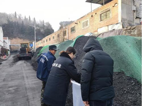 麟游县市场监管局打响蓝天保卫战：散煤治理新举措，日巡夜查不松懈  第2张