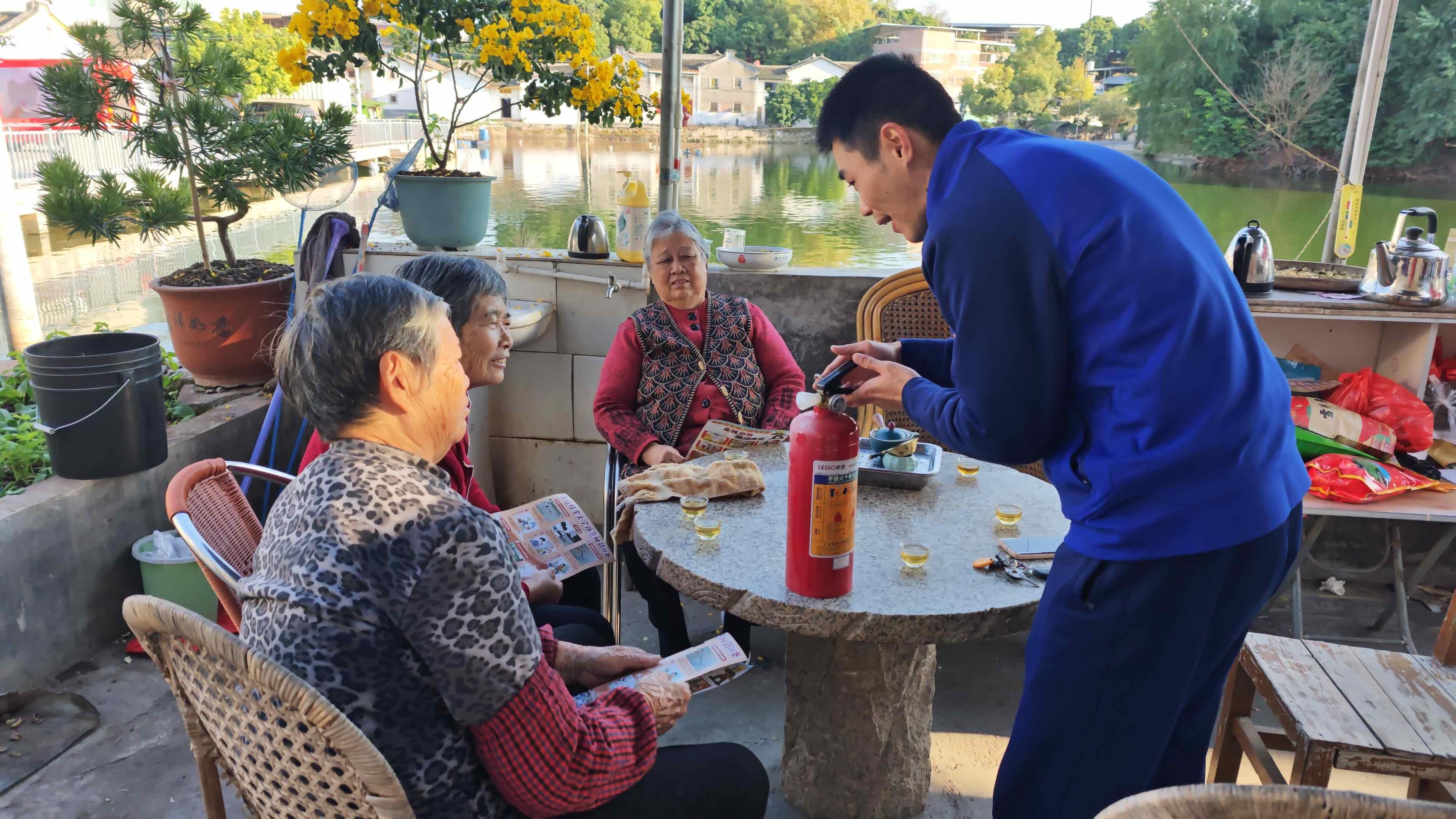 梅江消防五进宣传：实地演练+深入社区，筑牢冬春消防安全屏障  第5张