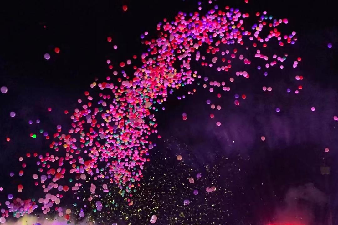 2025跨年夜忻州古城惊喜揭秘：打铁花、投影秀，你准备好了吗？  第11张